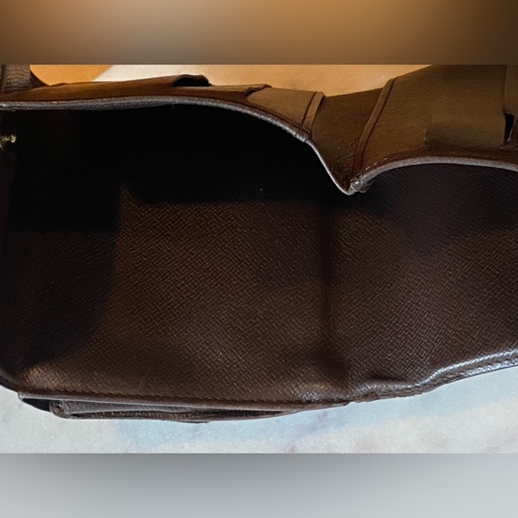 Louis Vuitton Damier Ebene wallet - Picture 10 of 13